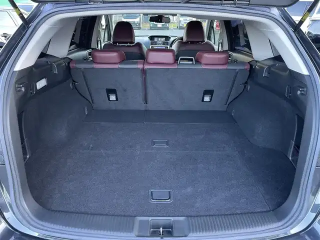 スバル レヴォーグ 1．6STIスポーツアイサイト 千葉県 2016(平28)年 5.2万km ダークグレーメタリック STiエアロ(F/S/R)/専用レザーシート/アイサイトVer3/・衝突軽減ブレーキ/・レーンキープアシスト/・後退速度リミッター/・先行車発進お知らせ機能/・アダプティブクルーズコントロール/アドバンスドセイフティーパッケージ/・スバルリヤビークルディテクション/・サイドビューモニター/・ハイビームアシスト/・アイサイトアシストモニター/純正SDナビ【CN-LR720D】/・CD/DVD/MSV/Bluetooth/フルセグTV/バックカメラ/前席パワーシート/前席シートヒーター/スマートキー/コーナーセンサー/パドルシフト/純正18インチアルミホイール/純正LEDヘッドライト/フォグランプ/ETC/本革巻きステアリング/サイド＆カーテンエアバッグ/新車時保証書＆取扱説明書