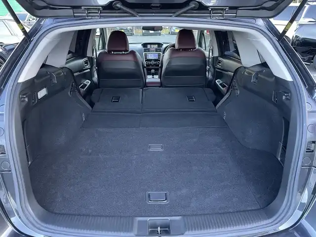 スバル レヴォーグ 1．6STIスポーツアイサイト 千葉県 2016(平28)年 5.2万km ダークグレーメタリック STiエアロ(F/S/R)/専用レザーシート/アイサイトVer3/・衝突軽減ブレーキ/・レーンキープアシスト/・後退速度リミッター/・先行車発進お知らせ機能/・アダプティブクルーズコントロール/アドバンスドセイフティーパッケージ/・スバルリヤビークルディテクション/・サイドビューモニター/・ハイビームアシスト/・アイサイトアシストモニター/純正SDナビ【CN-LR720D】/・CD/DVD/MSV/Bluetooth/フルセグTV/バックカメラ/前席パワーシート/前席シートヒーター/スマートキー/コーナーセンサー/パドルシフト/純正18インチアルミホイール/純正LEDヘッドライト/フォグランプ/ETC/本革巻きステアリング/サイド＆カーテンエアバッグ/新車時保証書＆取扱説明書