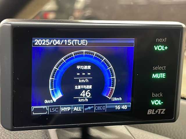 ホンダ フィット ホーム 道央・札幌 2022(令4)年 4.8万km クリスタルブラックパール /4WD//純正8インチメモリナビ：VXM-215VFEi/（ラジオ/CD/DVD/SD/BT/フルセグTV）//寒冷地仕様//フロントワイパーデアイサー//横滑り防止装置//バックカメラ//アイドリングストップ//純正ドライブレコーダー（前後型）//電動パーキングブレーキ//ビルトインETC//オートホールド//衝突軽減ブレーキ//レーダークルーズコントロール//レーンキープアシスト//コーナーセンサー//ステアリングリモコン//オートライト//オートエアコン//プッシュスタート//純正フロアマット//スマートキー//電動格納ミラー