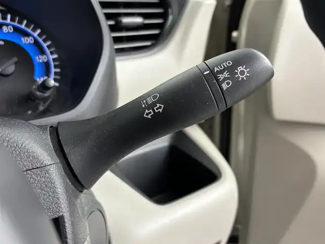 日産 ルークス X 埼玉県 2021(令3)年 1.4万km フローズンバニラパール 純正ナビ（フルセグ／Ｂｌｕｅｔｏｏｔｈ／ＡＭ／ＦＭ）　/全方位カメラ　/片側パワースライドドア　/コーナーセンサー　/ドライブレコーダー　/プッシュスタート　/スマートキー　/スペアキー