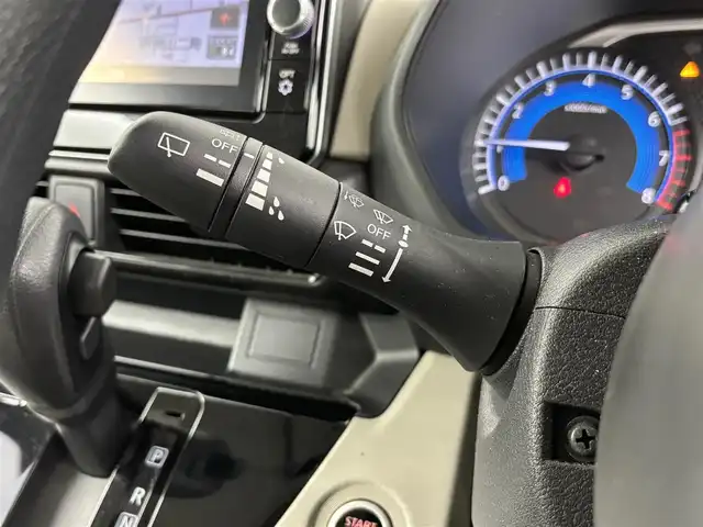日産 ルークス X 埼玉県 2021(令3)年 1.4万km フローズンバニラパール 純正ナビ（フルセグ／Ｂｌｕｅｔｏｏｔｈ／ＡＭ／ＦＭ）　/全方位カメラ　/片側パワースライドドア　/コーナーセンサー　/ドライブレコーダー　/プッシュスタート　/スマートキー　/スペアキー