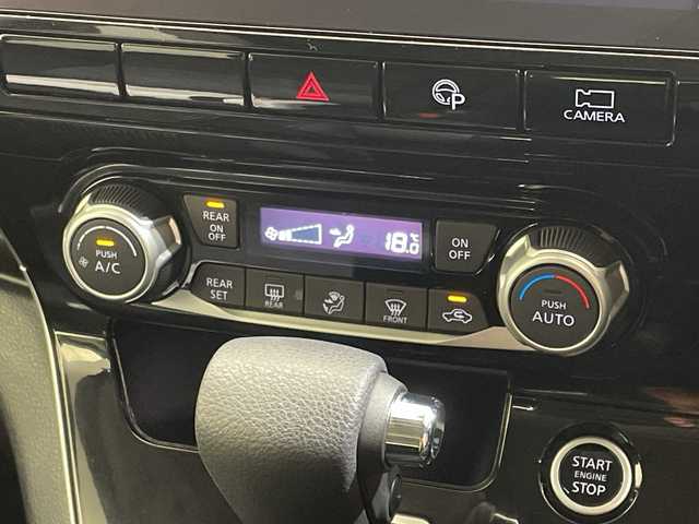 日産 セレナ ハイウェイスター V 愛媛県 2020(令2)年 3.3万km ダイヤモンドブラック ・純正10インチナビ/・フルセグテレビ/Bluetooth/DVD/・アラウンドビューモニター/・フリップダウンモニター/・両側パワースライドドア/・LEDヘッドライト/・プロパイロット/・エマージェンシーブレーキ/・レーンキープアシスト/・ドライブレコーダー/・コーナーセンサー/・スマートキー