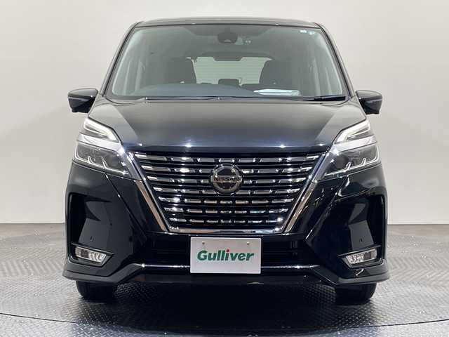 日産 セレナ ハイウェイスター V 愛媛県 2020(令2)年 3.3万km ダイヤモンドブラック ・純正10インチナビ/・フルセグテレビ/Bluetooth/DVD/・アラウンドビューモニター/・フリップダウンモニター/・両側パワースライドドア/・LEDヘッドライト/・プロパイロット/・エマージェンシーブレーキ/・レーンキープアシスト/・ドライブレコーダー/・コーナーセンサー/・スマートキー