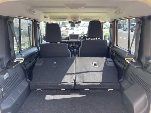 スズキ ジムニー ノマド FC 愛知県 2025(令7)年 0.1千km ベージュⅡ 登録済未使用車/スズキセーフティサポート/レーダークルーズコントロール/シートヒーター/純正アルミホイール/４ＷＤ/LEDヘッドライト/レーンキープアシスト/ダウンヒルアシストコントロール/衝突軽減システム/スマートキー/ステアリングスイッチ/プッシュスタート