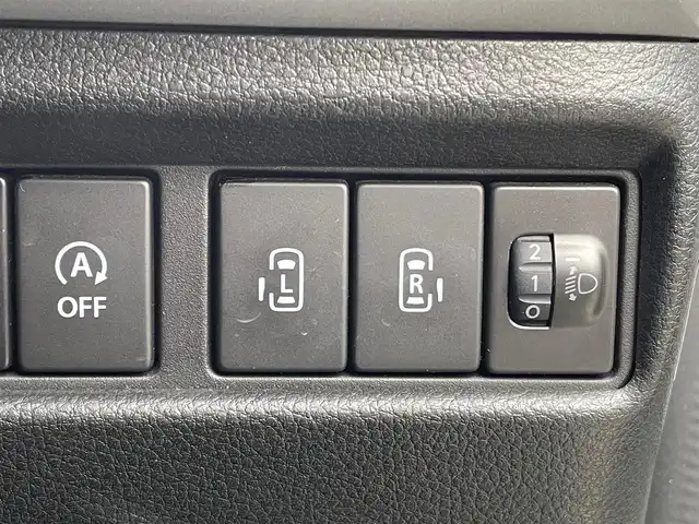 スズキ スペーシア HYBRID X 大阪府 2020(令2)年 5.8万km ピュアホワイトP 社外ナビ/   フルセグTV/CD/Bluetooth/バックカメラ/衝突軽減/シートヒーター/両側パワースライドドア/アイドリングストップ/横滑り防止装置/コーナーセンサー/前後ドライブレコーダー/プッシュスタート/スマートキー/ETC/禁煙車