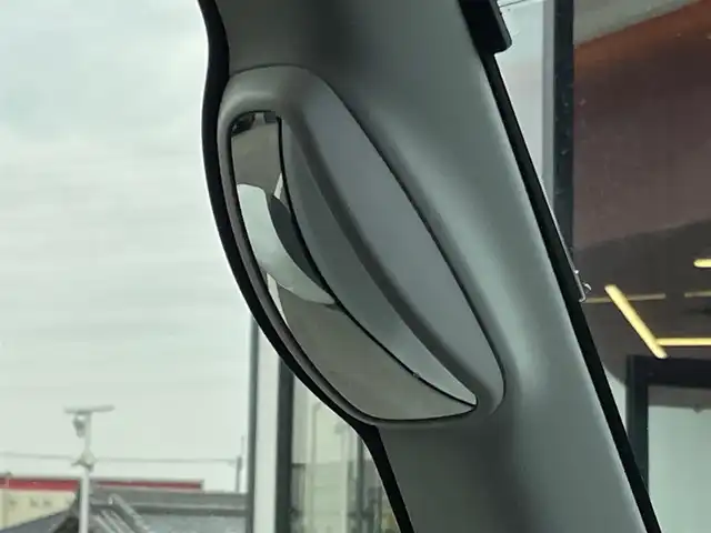 スズキ スペーシア HYBRID X 大阪府 2020(令2)年 5.8万km ピュアホワイトP 社外ナビ/   フルセグTV/CD/Bluetooth/バックカメラ/衝突軽減/シートヒーター/両側パワースライドドア/アイドリングストップ/横滑り防止装置/コーナーセンサー/前後ドライブレコーダー/プッシュスタート/スマートキー/ETC/禁煙車