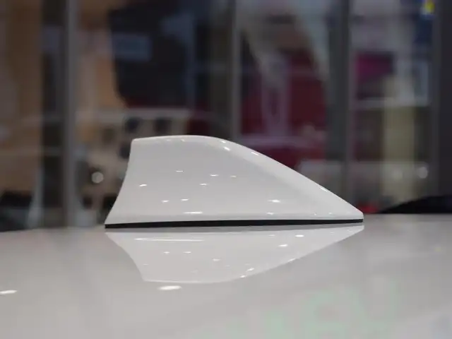 スバル ＸＶ ハイブリッド アドバンス 神奈川県 2022(令4)年 1.5万km クリスタルホワイトP ワンオーナー/純正メモリーナビ（DVD/CD/BD/BT/USB/HDMI/SD/スマホ連携）/フルセグTV/フロント・サイド・バックカメラ/アイサイト/・先行車発進お知らせ/・レーンキープアシスト＋中央維持/・レーダークルーズコントロール/・後退速度リミッター/ブランドスポットミラー/バックセンサー/前席パワーシート/パドルシフト/ステアリングスイッチ/サイドエアバック＆歩行者保護エアバック/純正フロアマット/ETC2.0/ルーフレール/スマートキー　2本/保証書/取扱説明書