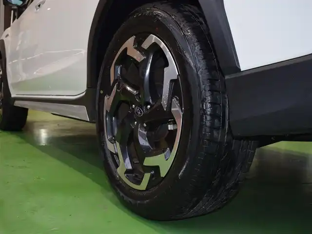 スバル ＸＶ ハイブリッド アドバンス 神奈川県 2022(令4)年 1.5万km クリスタルホワイトP ワンオーナー/純正メモリーナビ（DVD/CD/BD/BT/USB/HDMI/SD/スマホ連携）/フルセグTV/フロント・サイド・バックカメラ/アイサイト/・先行車発進お知らせ/・レーンキープアシスト＋中央維持/・レーダークルーズコントロール/・後退速度リミッター/ブランドスポットミラー/バックセンサー/前席パワーシート/パドルシフト/ステアリングスイッチ/サイドエアバック＆歩行者保護エアバック/純正フロアマット/ETC2.0/ルーフレール/スマートキー　2本/保証書/取扱説明書