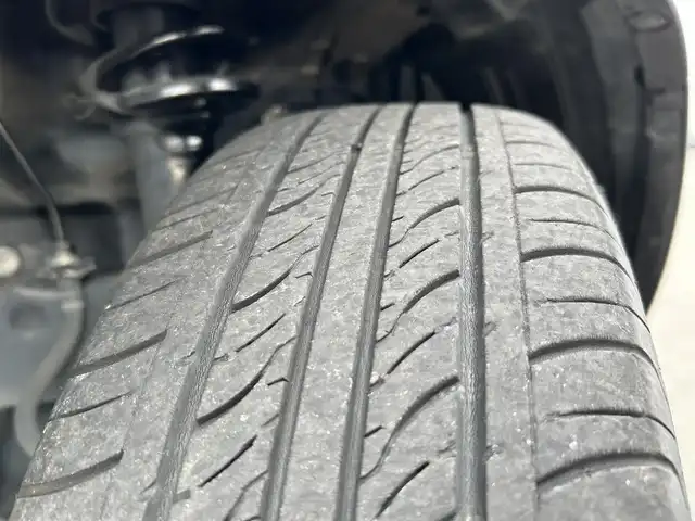 スズキ ハスラー Jスタイル Ⅲ 宮城県 2018(平30)年 7万km ブレイブカーキパール/スチールシルバー 全方位モニター用カメラパッケージ/・全方位モニター用カメラ/・USBソケット/＝＝＝/デュアルカメラブレーキサポート/誤発進抑制機能/車線逸脱警報機能/ふらつき警報機能/先行車発進お知らせ機能/純正ナビ/（CD/DVD/BT/フルセグTV）/ハーフレザーシート/シートヒーター/アイドリングストップ/HIDヘッドライト/フォグランプ/オートライト/スマートキー/プッシュスタート/ルーフレール/純正アルミホイール/純正フロアマット/ドアバイザー/取説、保証書