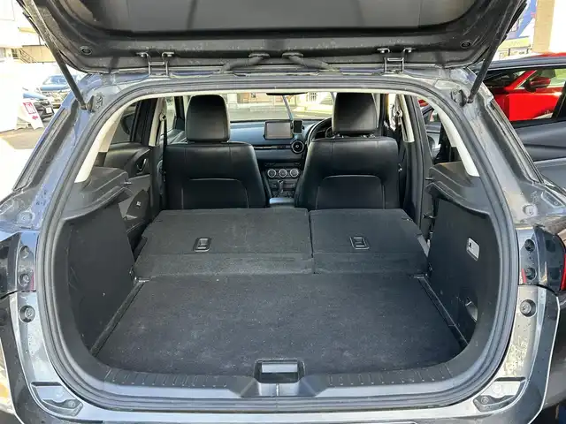 マツダ ＣＸ－３ 20SプロアクティブSパッケージ 宮城県 2018(平30)年 5.6万km マシーングレープレミアムM ・ワンオーナー/・純正ナビ/（フルセグTV/CD/DVD/Bluetooth/USB/AUX)/・クルーズコントロール/・全方位カメラ/・アイドリングストップ/・革ステアリング/・ステアリングスイッチ/・ステアリングヒーター/・MTモード/・パドルシフト/・革シート/・前席シートヒーター/・D席パワーシート/・D席メモリーシート/・電動格納ウィンカーミラー/・電動パーキングブレーキ/・ブレーキホールド/・レーンキープアシスト/・衝突軽減装置/・後方警戒システム/・前後コーナーセンサー/・BOSEスピーカー/・LEDライト/・フロントフォグランプ/・オートライト/・ISOFIX/・ETC/・フロアマット/・トノカバー/・リアプライバシーガラス/・スマートキー/・スペアキー×1/・プッシュスタート/・W＋サイドエアバッグ/ABS/・純正18インチアルミホイール/・冬タイヤあり/・横滑り防止装置/・取扱説明書