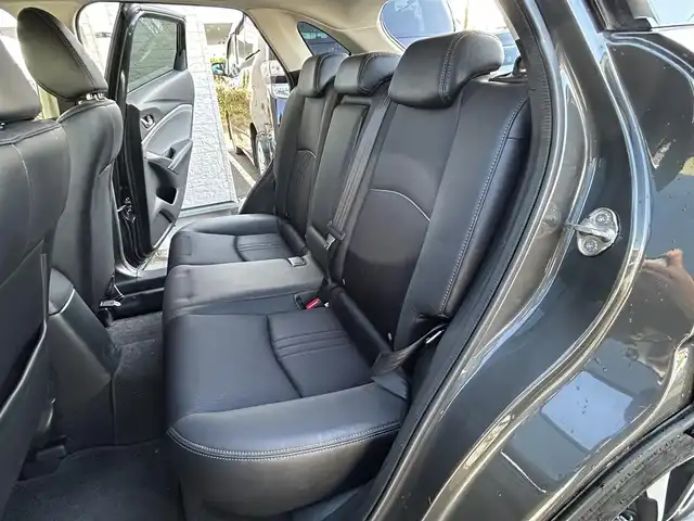 マツダ ＣＸ－３ 20SプロアクティブSパッケージ 宮城県 2018(平30)年 5.6万km マシーングレープレミアムM ・ワンオーナー/・純正ナビ/（フルセグTV/CD/DVD/Bluetooth/USB/AUX)/・クルーズコントロール/・全方位カメラ/・アイドリングストップ/・革ステアリング/・ステアリングスイッチ/・ステアリングヒーター/・MTモード/・パドルシフト/・革シート/・前席シートヒーター/・D席パワーシート/・D席メモリーシート/・電動格納ウィンカーミラー/・電動パーキングブレーキ/・ブレーキホールド/・レーンキープアシスト/・衝突軽減装置/・後方警戒システム/・前後コーナーセンサー/・BOSEスピーカー/・LEDライト/・フロントフォグランプ/・オートライト/・ISOFIX/・ETC/・フロアマット/・トノカバー/・リアプライバシーガラス/・スマートキー/・スペアキー×1/・プッシュスタート/・W＋サイドエアバッグ/ABS/・純正18インチアルミホイール/・冬タイヤあり/・横滑り防止装置/・取扱説明書