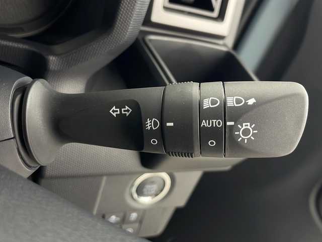 ダイハツ タフト G ダーククロムベンチャー 秋田県 2022(令4)年 0.1千km レイクブルーメタリック 4WD/衝突被害軽減ブレーキ　/横滑り防止装置　/前後コーナーセンサー　/ＬＥＤヘッドライト　/前席シートヒーター　/アイドリングストップ　/ガラスルーフ　/スペアキー　/プッシュスタート　/ＵＳＢ入力端子　/オートライト/純正アルミホイール/フォグランプ