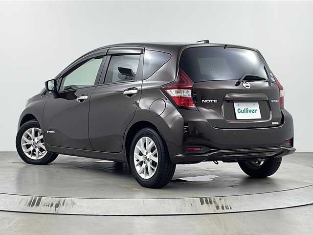 日産 ノート e－パワー X Vセレクション 埼玉県 2020(令2)年 5万km インペリアルアンバーP 純正ナビ（BT・フルTV・FM・AM・ipod・DVD・CD）/アラウンドビューモニター/衝突被害軽減ブレーキ/車線逸脱警報機能/ステアリングスイッチ/純正アルミホイール/純正フロアマット/純正LEDヘッドライト/ウィンカーミラー/スマートキー/プッシュスタート/横滑り防止装置/フルオートエアコン/オートハイビーム
