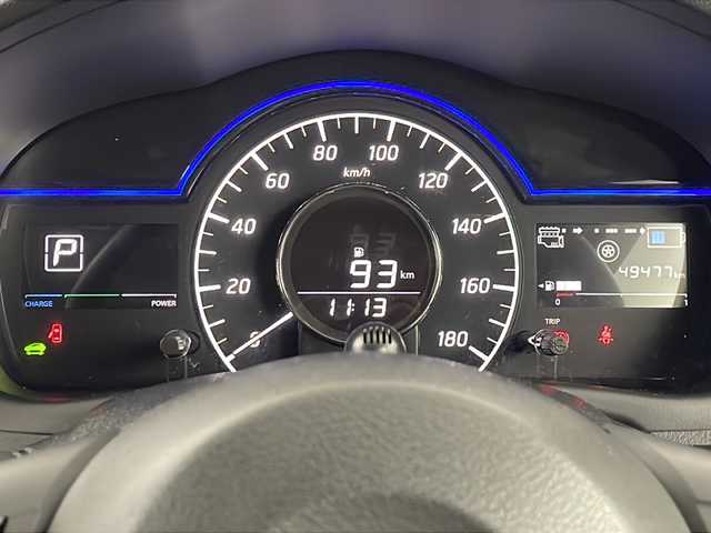 日産 ノート e－パワー X Vセレクション 埼玉県 2020(令2)年 5万km インペリアルアンバーP 純正ナビ（BT・フルTV・FM・AM・ipod・DVD・CD）/アラウンドビューモニター/衝突被害軽減ブレーキ/車線逸脱警報機能/ステアリングスイッチ/純正アルミホイール/純正フロアマット/純正LEDヘッドライト/ウィンカーミラー/スマートキー/プッシュスタート/横滑り防止装置/フルオートエアコン/オートハイビーム