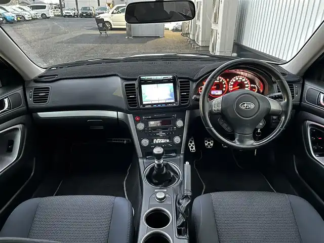 スバル レガシィ Ｂ４ 2．0GT スペックB 千葉県 2006(平18)年 9.2万km サテンホワイトパール 社外DVDナビ/(AM/FM/AUX/CD/MD)/地デジチューナー/STiエアロ（フロント・リア）/STiタワーバー/6速MT/4WD/ETC/フォグランプ/ウィンカーミラー/電動格納ミラー/純正18インチAW/シートリフター/禁煙車/フロアマット/ドアバイザー/スペアキー/取扱説明書/保証書