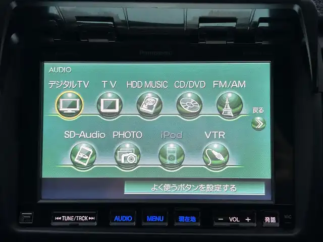 スバル レガシィ Ｂ４ 2．0GT スペックB 千葉県 2006(平18)年 9.2万km サテンホワイトパール 社外DVDナビ/(AM/FM/AUX/CD/MD)/地デジチューナー/STiエアロ（フロント・リア）/STiタワーバー/6速MT/4WD/ETC/フォグランプ/ウィンカーミラー/電動格納ミラー/純正18インチAW/シートリフター/禁煙車/フロアマット/ドアバイザー/スペアキー/取扱説明書/保証書