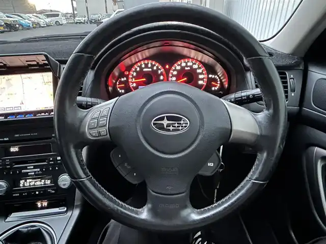 スバル レガシィ Ｂ４ 2．0GT スペックB 千葉県 2006(平18)年 9.2万km サテンホワイトパール 社外DVDナビ/(AM/FM/AUX/CD/MD)/地デジチューナー/STiエアロ（フロント・リア）/STiタワーバー/6速MT/4WD/ETC/フォグランプ/ウィンカーミラー/電動格納ミラー/純正18インチAW/シートリフター/禁煙車/フロアマット/ドアバイザー/スペアキー/取扱説明書/保証書