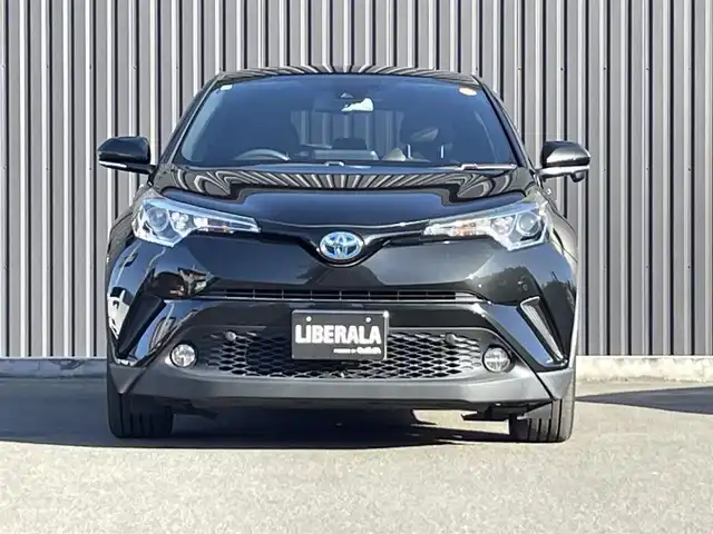 トヨタ Ｃ－ＨＲ G 福島県 2017(平29)年 6.9万km ブラックマイカ ワンオーナー/純正ナビ(CD/DVD/BT/)/フルセグTV/ETC2.0/アダプティブクルーズコントロール/ステアリングスイッチ/オートホールド/ハーフレザーシート/シートヒーター/純正18AW/取扱説明書/保証書/スペアキー