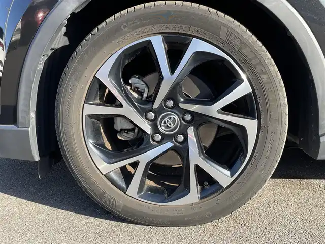 トヨタ Ｃ－ＨＲ G 福島県 2017(平29)年 6.9万km ブラックマイカ ワンオーナー/純正ナビ(CD/DVD/BT/)/フルセグTV/ETC2.0/アダプティブクルーズコントロール/ステアリングスイッチ/オートホールド/ハーフレザーシート/シートヒーター/純正18AW/取扱説明書/保証書/スペアキー