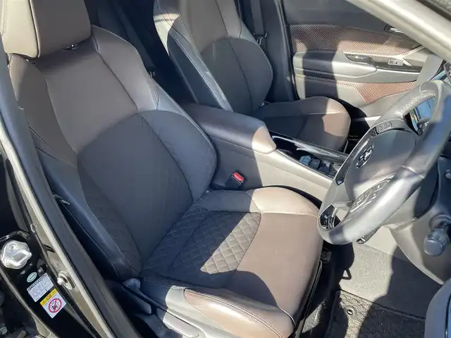 トヨタ Ｃ－ＨＲ G 福島県 2017(平29)年 6.9万km ブラックマイカ ワンオーナー/純正ナビ(CD/DVD/BT/)/フルセグTV/ETC2.0/アダプティブクルーズコントロール/ステアリングスイッチ/オートホールド/ハーフレザーシート/シートヒーター/純正18AW/取扱説明書/保証書/スペアキー