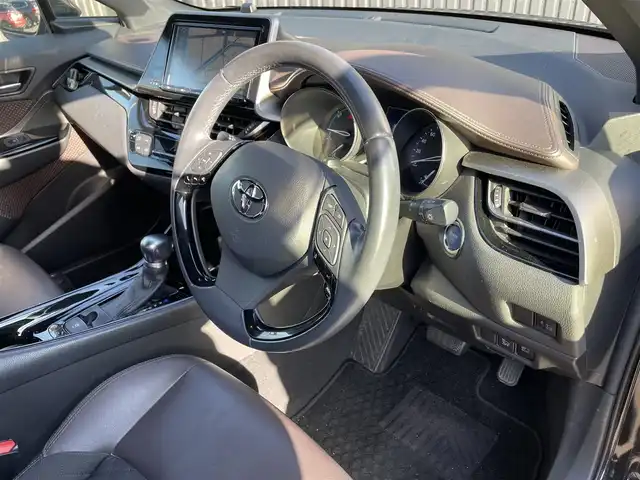 トヨタ Ｃ－ＨＲ G 福島県 2017(平29)年 6.9万km ブラックマイカ ワンオーナー/純正ナビ(CD/DVD/BT/)/フルセグTV/ETC2.0/アダプティブクルーズコントロール/ステアリングスイッチ/オートホールド/ハーフレザーシート/シートヒーター/純正18AW/取扱説明書/保証書/スペアキー