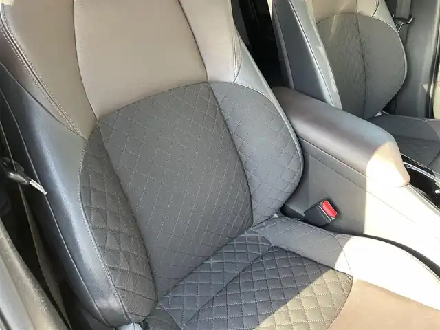 トヨタ Ｃ－ＨＲ G 福島県 2017(平29)年 6.9万km ブラックマイカ ワンオーナー/純正ナビ(CD/DVD/BT/)/フルセグTV/ETC2.0/アダプティブクルーズコントロール/ステアリングスイッチ/オートホールド/ハーフレザーシート/シートヒーター/純正18AW/取扱説明書/保証書/スペアキー