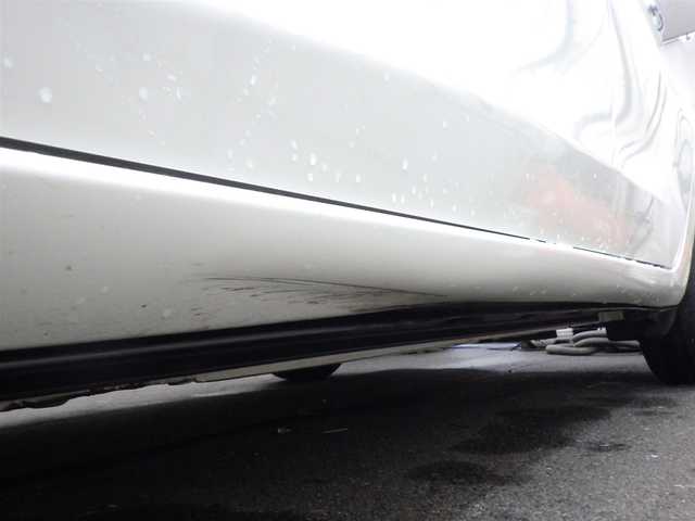 トヨタ ヴィッツ F セーフティーエディションⅢ 千葉県 2019(平31)年 5.7万km ホワイトパールクリスタルシャイン Toyota Safety Sense/・プリクラッシュセーフティ/・レーンディパーチャーアラート/・オートハイビーム/純正SDナビ/ワンセグTV/【CD再生機能　Bluetooth接続】/バックカメラ/ステアリングスイッチ/LEDヘッドライト/ウインカーミラー/クリアランスソナー/スマートキー