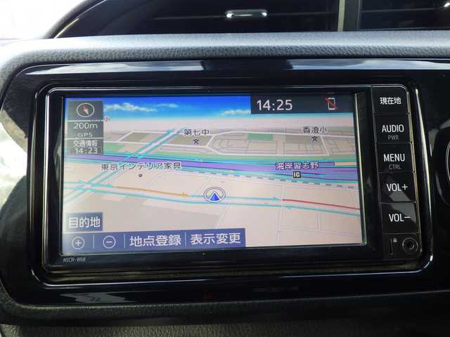 トヨタ ヴィッツ F セーフティーエディションⅢ 千葉県 2019(平31)年 5.7万km ホワイトパールクリスタルシャイン Toyota Safety Sense/・プリクラッシュセーフティ/・レーンディパーチャーアラート/・オートハイビーム/純正SDナビ/ワンセグTV/【CD再生機能　Bluetooth接続】/バックカメラ/ステアリングスイッチ/LEDヘッドライト/ウインカーミラー/クリアランスソナー/スマートキー