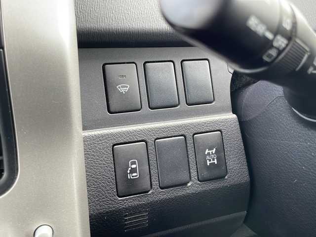トヨタ ヴォクシー ZS 道東・釧路十勝 2012(平24)年 6.9万km ブラック 4WD/寒冷地仕様/ナビ MDV-L530W　/　(AM/FM/CD/DVD/BT)/フリップダウンモニター　/エンジンスターター/バックカメラ/片側パワースライドドア/冬タイヤ積込/純正16インチAW/純正フロアマット/ドアバイザー/MTモード付AT/オートライト/ABS/横滑り防止装置