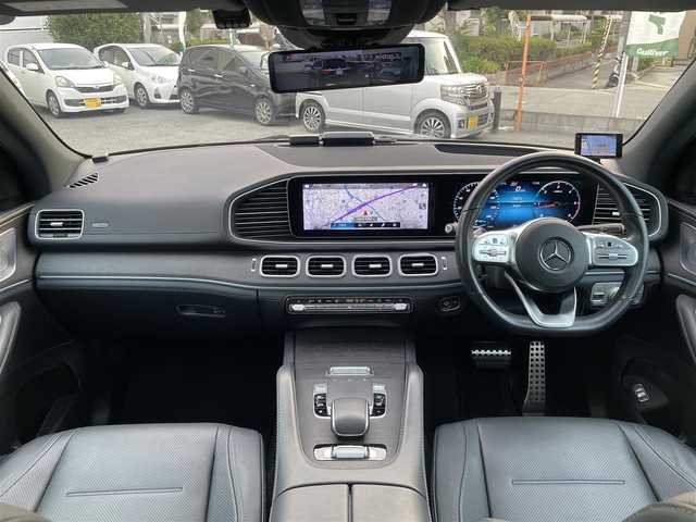 メルセデス・ベンツ ＧＬＥ４００ｄ 4MATIC スポーツ 兵庫県 2019(令1)年 2.6万km オブシディアンブラック 外部検査実施済み/・OP パノラミックスライディングルーフ/・レザーエクスクルーシブパッケージ//本革シート（ナッパレザー）//1列目2列目シートヒーター/前席シートベンチレーター//Burmesterサウンド//ヘッドアップディスプレイ//エナジャイジングパッケージ//エアバランスパッケージ（パフュームアトマイザー）/・純正ナビMBUX（12.3インチワイドディスプレイ）//地デジ/BT/USB/・ワイヤレスチャージング/・360度モニター/・温冷機能付カップホルダー/・アンビエントライト/・ヘッドアップディスプレイ/・ビルトインETC/・ルーフレール/・パワートランク/・パークトロニック/・ハイビームアシストプラス/・20インチAMG5ツインスポークAW/・デジタルミラー型ドライブレコーダー（後）/・純正ドライブレコーダー（前後）/・R2/3/4/7年点検記録簿あり/【セーフティ】//アクティブディスタンスアシスト・ディストロニック//アクティブブレーキアシスト//ブラインドスポットアシスト//レーンキーピングアシスト//ステアリングアシスト//レーンチェンジングアシスト//トラフィックサインアシスト//アテンションアシスト