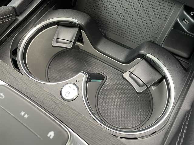 メルセデス・ベンツ ＧＬＥ４００ｄ 4MATIC スポーツ 兵庫県 2019(令1)年 2.6万km オブシディアンブラック 外部検査実施済み/・OP パノラミックスライディングルーフ/・レザーエクスクルーシブパッケージ//本革シート（ナッパレザー）//1列目2列目シートヒーター/前席シートベンチレーター//Burmesterサウンド//ヘッドアップディスプレイ//エナジャイジングパッケージ//エアバランスパッケージ（パフュームアトマイザー）/・純正ナビMBUX（12.3インチワイドディスプレイ）//地デジ/BT/USB/・ワイヤレスチャージング/・360度モニター/・温冷機能付カップホルダー/・アンビエントライト/・ヘッドアップディスプレイ/・ビルトインETC/・ルーフレール/・パワートランク/・パークトロニック/・ハイビームアシストプラス/・20インチAMG5ツインスポークAW/・デジタルミラー型ドライブレコーダー（後）/・純正ドライブレコーダー（前後）/・R2/3/4/7年点検記録簿あり/【セーフティ】//アクティブディスタンスアシスト・ディストロニック//アクティブブレーキアシスト//ブラインドスポットアシスト//レーンキーピングアシスト//ステアリングアシスト//レーンチェンジングアシスト//トラフィックサインアシスト//アテンションアシスト