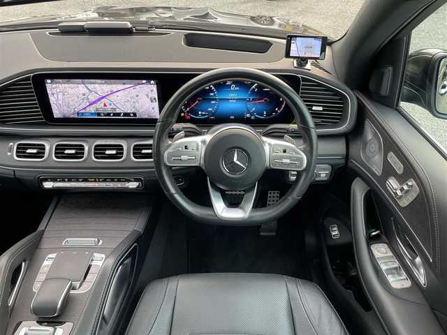 メルセデス・ベンツ ＧＬＥ４００ｄ 4MATIC スポーツ 兵庫県 2019(令1)年 2.6万km オブシディアンブラック 外部検査実施済み/・OP パノラミックスライディングルーフ/・レザーエクスクルーシブパッケージ//本革シート（ナッパレザー）//1列目2列目シートヒーター/前席シートベンチレーター//Burmesterサウンド//ヘッドアップディスプレイ//エナジャイジングパッケージ//エアバランスパッケージ（パフュームアトマイザー）/・純正ナビMBUX（12.3インチワイドディスプレイ）//地デジ/BT/USB/・ワイヤレスチャージング/・360度モニター/・温冷機能付カップホルダー/・アンビエントライト/・ヘッドアップディスプレイ/・ビルトインETC/・ルーフレール/・パワートランク/・パークトロニック/・ハイビームアシストプラス/・20インチAMG5ツインスポークAW/・デジタルミラー型ドライブレコーダー（後）/・純正ドライブレコーダー（前後）/・R2/3/4/7年点検記録簿あり/【セーフティ】//アクティブディスタンスアシスト・ディストロニック//アクティブブレーキアシスト//ブラインドスポットアシスト//レーンキーピングアシスト//ステアリングアシスト//レーンチェンジングアシスト//トラフィックサインアシスト//アテンションアシスト
