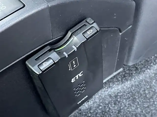 トヨタ ｉＱ 130G レザーパッケージ 長崎県 2013(平25)年 3.4万km シルバーⅡ 登録時33188km/純正ナビ/Bluetoothaudio/TV/CD/ETC/電格ミラー/ステアリングスイッチ/プッシュスタート/スマートキー/シガーソケット/MTモード付きAT/カラーコード 2LT