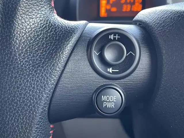 トヨタ ｉＱ 130G レザーパッケージ 長崎県 2013(平25)年 3.4万km シルバーⅡ 登録時33188km/純正ナビ/Bluetoothaudio/TV/CD/ETC/電格ミラー/ステアリングスイッチ/プッシュスタート/スマートキー/シガーソケット/MTモード付きAT/カラーコード 2LT