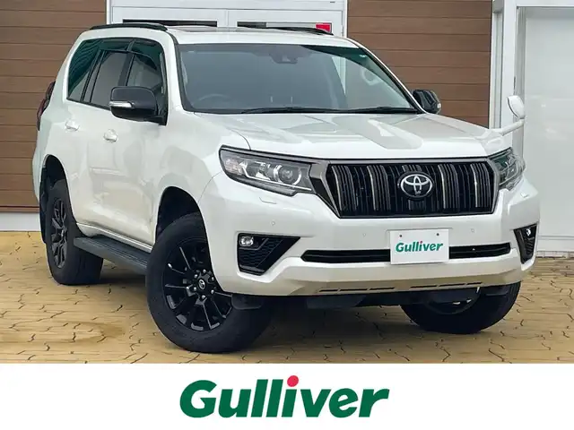 トヨタ ランドクルーザー プラド TX Lパッケージ ブラックED 宮崎県 2021(令3)年 4万km ホワイトパールクリスタルシャイン プリクラッシュセーフティ/レーンディパーチャーアラート/クリアランスソナー/ロードサインアシスト/純正SDナビ（NSZT-Y68T）/・（フルセグTV/CD/DVD/Bluetooth）/バックカメラ/ETC/D・N席パワーシート/D・N席シートヒーター・クーラー/ステアリングスイッチ/オートLEDライト/電動格納ウィンカーミラー/純正フロアマット/スマートキー/純正17インチアルミ/サンルーフ