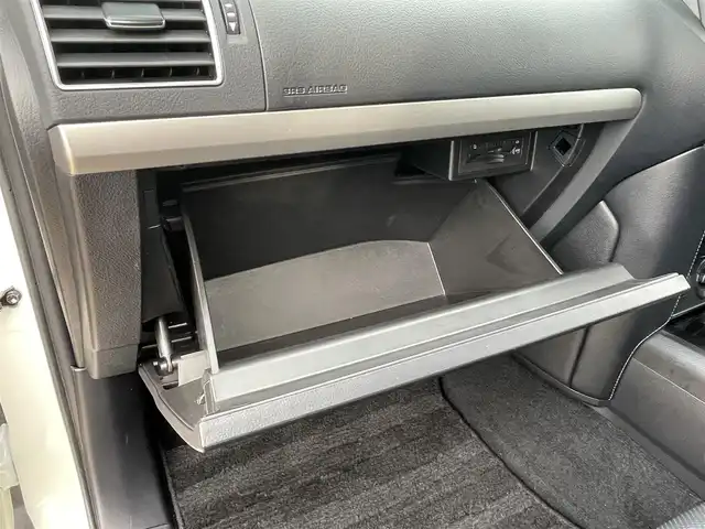 トヨタ ランドクルーザー プラド TX Lパッケージ ブラックED 宮崎県 2021(令3)年 4万km ホワイトパールクリスタルシャイン プリクラッシュセーフティ/レーンディパーチャーアラート/クリアランスソナー/ロードサインアシスト/純正SDナビ（NSZT-Y68T）/・（フルセグTV/CD/DVD/Bluetooth）/バックカメラ/ETC/D・N席パワーシート/D・N席シートヒーター・クーラー/ステアリングスイッチ/オートLEDライト/電動格納ウィンカーミラー/純正フロアマット/スマートキー/純正17インチアルミ/サンルーフ