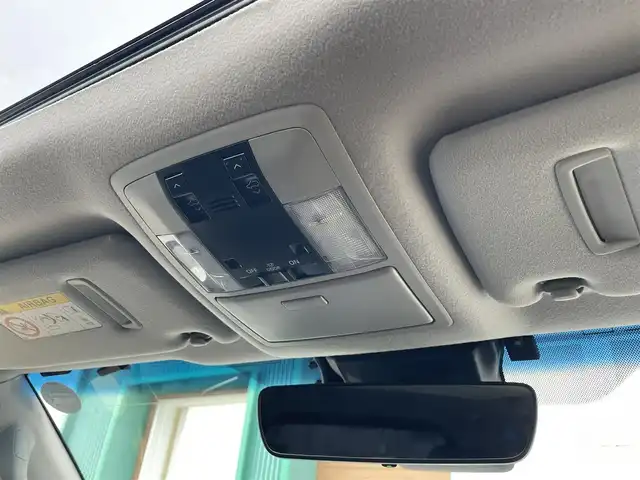 トヨタ ランドクルーザー プラド TX Lパッケージ ブラックED 宮崎県 2021(令3)年 4万km ホワイトパールクリスタルシャイン プリクラッシュセーフティ/レーンディパーチャーアラート/クリアランスソナー/ロードサインアシスト/純正SDナビ（NSZT-Y68T）/・（フルセグTV/CD/DVD/Bluetooth）/バックカメラ/ETC/D・N席パワーシート/D・N席シートヒーター・クーラー/ステアリングスイッチ/オートLEDライト/電動格納ウィンカーミラー/純正フロアマット/スマートキー/純正17インチアルミ/サンルーフ