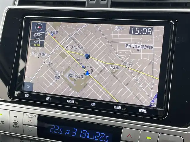 トヨタ ランドクルーザー プラド TX Lパッケージ ブラックED 宮崎県 2021(令3)年 4万km ホワイトパールクリスタルシャイン プリクラッシュセーフティ/レーンディパーチャーアラート/クリアランスソナー/ロードサインアシスト/純正SDナビ（NSZT-Y68T）/・（フルセグTV/CD/DVD/Bluetooth）/バックカメラ/ETC/D・N席パワーシート/D・N席シートヒーター・クーラー/ステアリングスイッチ/オートLEDライト/電動格納ウィンカーミラー/純正フロアマット/スマートキー/純正17インチアルミ/サンルーフ