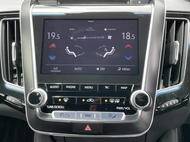 トヨタ クラウン ハイブリッド RS アドバンス 香川県 2019(令1)年 2.1万km ホワイトパールクリスタルシャイン 純正8型ナビゲーション/AM FM CD DVD Bluetooth フルセグ/全方位カメラ/ビルトインETC/トヨタセーフティセンス/プリクラッシュセーフティ/リアクロストラフィックアラート/ブラインドスポットモニター/リヤカメラディテクション/レーントレーシングアシスト/インテリジェントパーキングアシスト/ロードサインアシスト/先行車発進お知らせ機能/クリアランスソナー/レーダークルーズコントロール/オートマチックハイビーム/ヘッドアップディスプレイ/電動パーキングブレーキ/オートホールド/ステアリングヒーター/前席シートヒーター/D席メモリシート/ステアリングリモコン/スマートキー/プッシュスタート/純正フロアマット/純正18インチアルミホイール