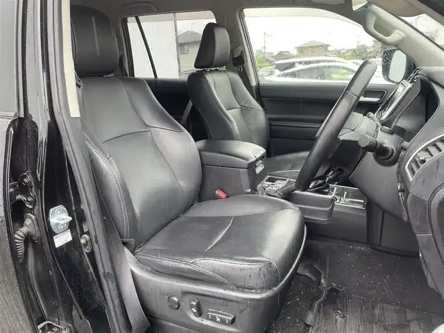 トヨタ ランドクルーザー プラド TX Lパッケージ ブラックED 福岡県 2021(令3)年 8万km ブラック 黒革シート　純正９インチナビ（ＮＳＺＴ－Ｙ６８Ｔ）　フルセグTV/CD/DVD/BT/HDMI/SD　バックカメラ　衝突軽減　クリアランスソナー　レーダークルーズコントロール　オートハイビーム　前席パワーシート　前席シートヒーター／ベンチレーション　