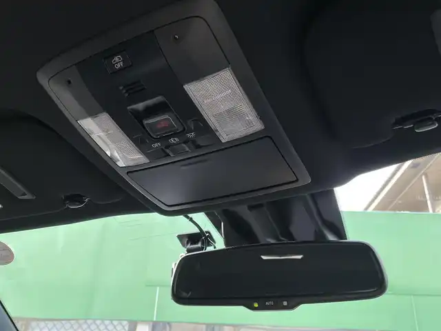 レクサス ＣＴ 200h Fスポーツ 千葉県 2016(平28)年 4.4万km ホワイトノーヴァガラスフレーク