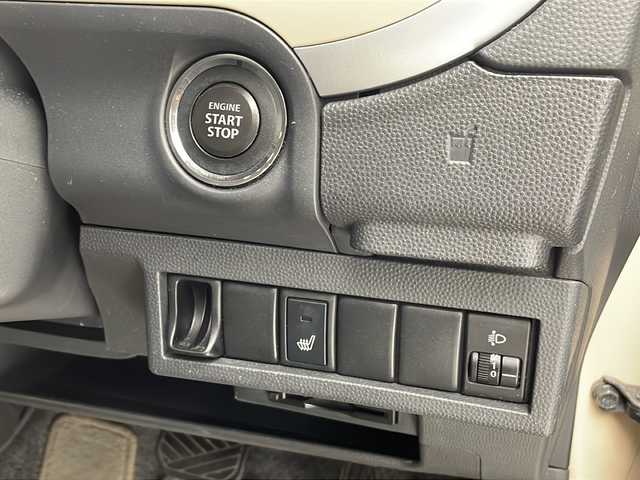 スズキ ラパン 10thアニバーサリーリミテッド 沖縄県 2012(平24)年 8.8万km ミルクティーベージュメタリック 社外ナビ(ＡＶＩＣ－ＺＨ０７)/(フルセグＴＶ　Ｂｌｕｅｔｏｏｔｈ　ＣＤ　ＤＶＤ　ＡＭ　ＦＭ)　/ビルトインＥＴＣ　/スマートキー　/プッシュスタート　/シートヒーター　/オートエアコン　/電動格納ミラー　/純正フロアマット　/ベンチシート