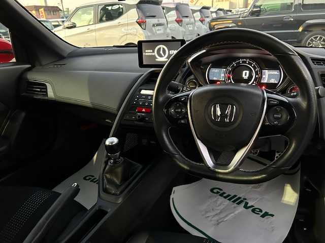 ホンダ Ｓ６６０ α 大阪府 2016(平28)年 3.6万km フレームレッド MT車/バックカメラ/Bluetooth/USB/HDMI/オープンカー/クルーズコントロール/横滑り防止装置/盗難防止装置/ハーフレザーシート/ETC/HIDヘッドライト/オートライト/純正アルミホイール/純正フロアマット/スペアキー/エンジンスタートボタン