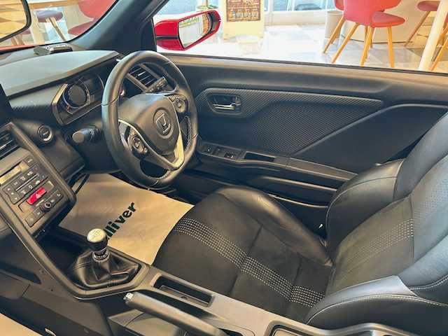 ホンダ Ｓ６６０ α 大阪府 2016(平28)年 3.6万km フレームレッド MT車/バックカメラ/Bluetooth/USB/HDMI/オープンカー/クルーズコントロール/横滑り防止装置/盗難防止装置/ハーフレザーシート/ETC/HIDヘッドライト/オートライト/純正アルミホイール/純正フロアマット/スペアキー/エンジンスタートボタン