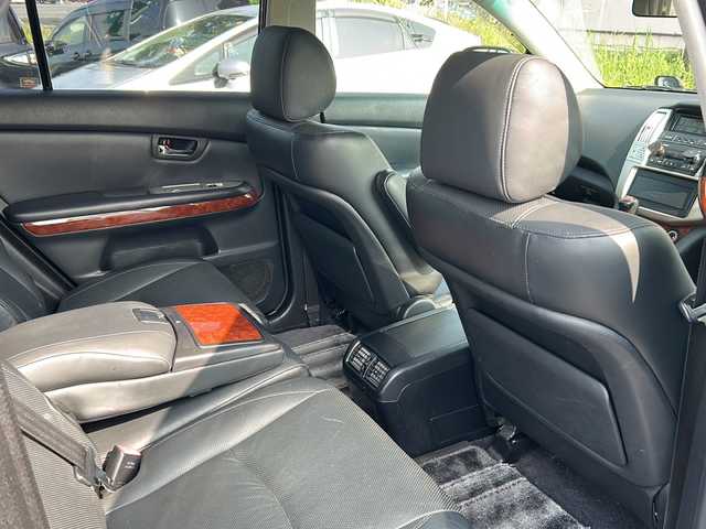 トヨタ ハリアー 240G プレミアム Lパッケージ 千葉県 2012(平24)年 12.5万km ブラック １オーナー　サンルーフ　黒革　パワーシート　シートヒーター　ＥＴＣ　ウッド調コンビハンドル　ウッド調コンビシフト　１８インチＡＷ　リアスポイラー　ＨＩＤ　オートライト　キーレス