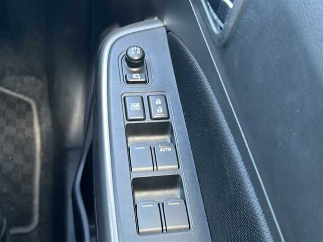 スズキ スイフト XG LTD 秋田県 2020(令2)年 5.4万km スターシルバーメタリック 社外メモリナビ/社外BT、フルセグ/バックカメラ/純正15インチアルミ/４WD/ETC/社外ドライブレコーダー
