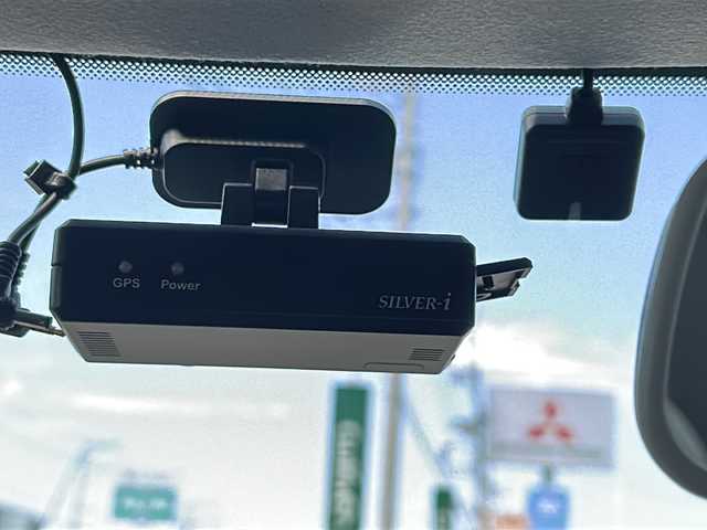 スズキ スイフト XG LTD 秋田県 2020(令2)年 5.4万km スターシルバーメタリック 社外メモリナビ/社外BT、フルセグ/バックカメラ/純正15インチアルミ/４WD/ETC/社外ドライブレコーダー