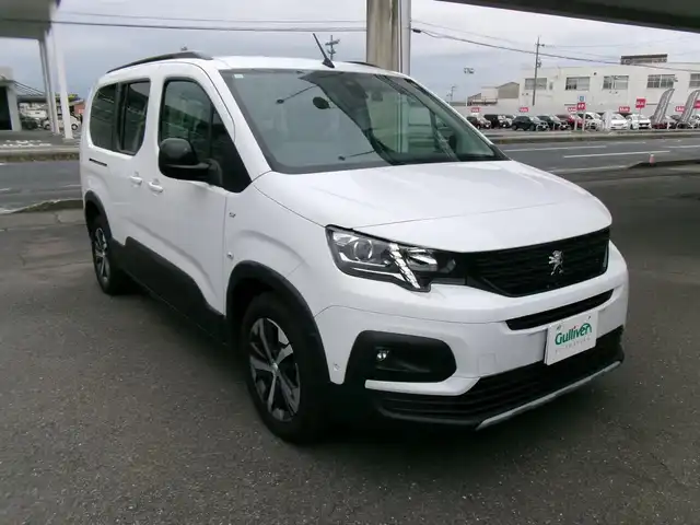 プジョー プジョー リフター ロングGT ドライブエディション 群馬県 2024(令6)年 1.1万km 白 ワンオーナー/アクティブセーフティブレーキ/アクティブクルーズコントロール/レーンキープアシスト/ブラインドスポットモニター/インテリジェントハイビーム/メモリーナビ・フルセグTV/パノラミックビジョン/デジタルインナーミラー/社外前後ドライブレコーダー/　(CS-33FH)/社外ETC/スマートキー×2/プッシュスタート/保証書＆取説