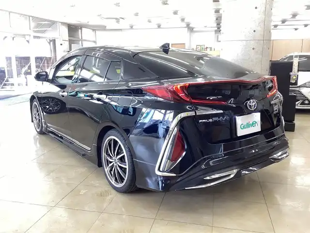 トヨタ プリウス ＰＨＶ S ナビパッケージ 栃木県 2017(平29)年 6.6万km アティチュードブラックマイカ  メーカーナビ/ フルセグテレビ/ バックカメラ/ B/Tオーディオ/ モデリスタエアロ （FSR)/ PCS/ LDA/ クルーズコントロール/ ドアバイザー/ プッシュスタート/ ETC2.0/ LEDヘッドライト/ LEDフォグライト/ ステアリングヒーター/ 純正フロアマット/ 充電ケーブル