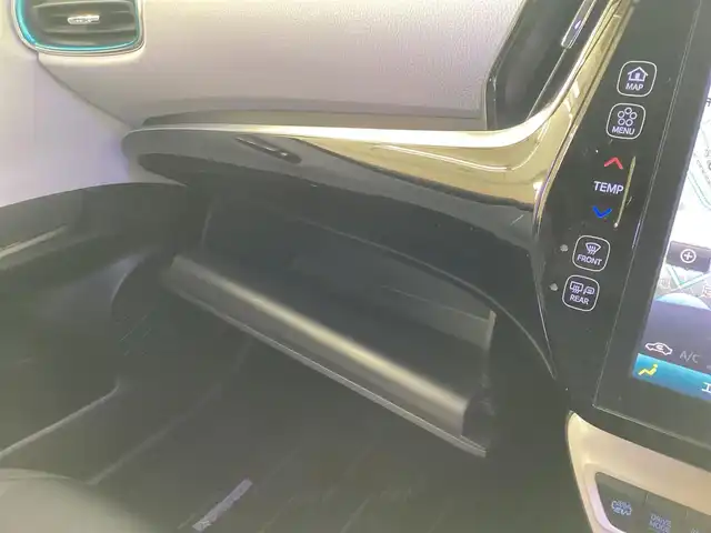 トヨタ プリウス ＰＨＶ S ナビパッケージ 栃木県 2017(平29)年 6.6万km アティチュードブラックマイカ  メーカーナビ/ フルセグテレビ/ バックカメラ/ B/Tオーディオ/ モデリスタエアロ （FSR)/ PCS/ LDA/ クルーズコントロール/ ドアバイザー/ プッシュスタート/ ETC2.0/ LEDヘッドライト/ LEDフォグライト/ ステアリングヒーター/ 純正フロアマット/ 充電ケーブル